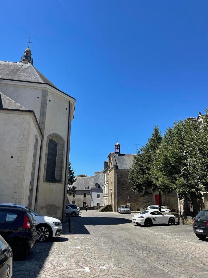 Le Patio, Coeur De Ville Avec Garage Et Jardin Vannes Exterior foto